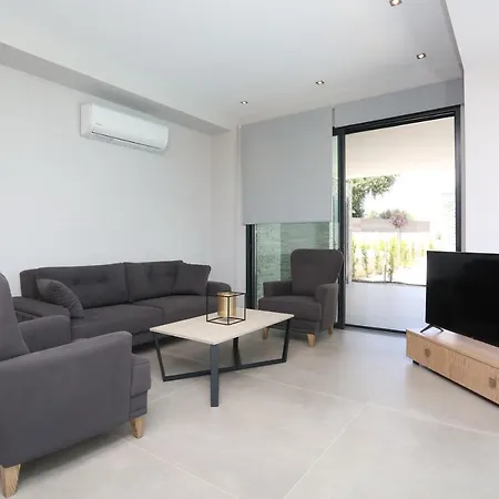 Villas Les Blancs - Private Pool, 5 Bdrms, Panoramic View Willa Hanioti