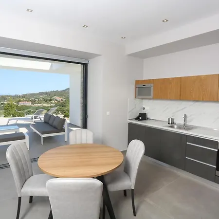Villas Les Blancs - Private Pool, 5 Bdrms, Panoramic View