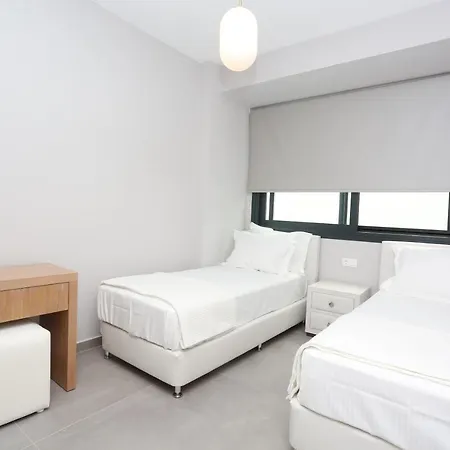 Villas Les Blancs - Private Pool, 5 Bdrms, Panoramic View *