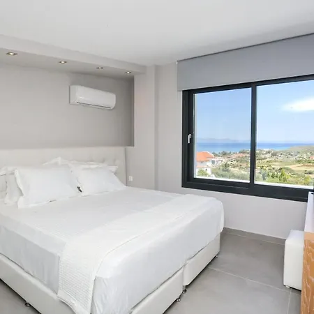 Villas Les Blancs - Private Pool, 5 Bdrms, Panoramic View Villa Hanioti
